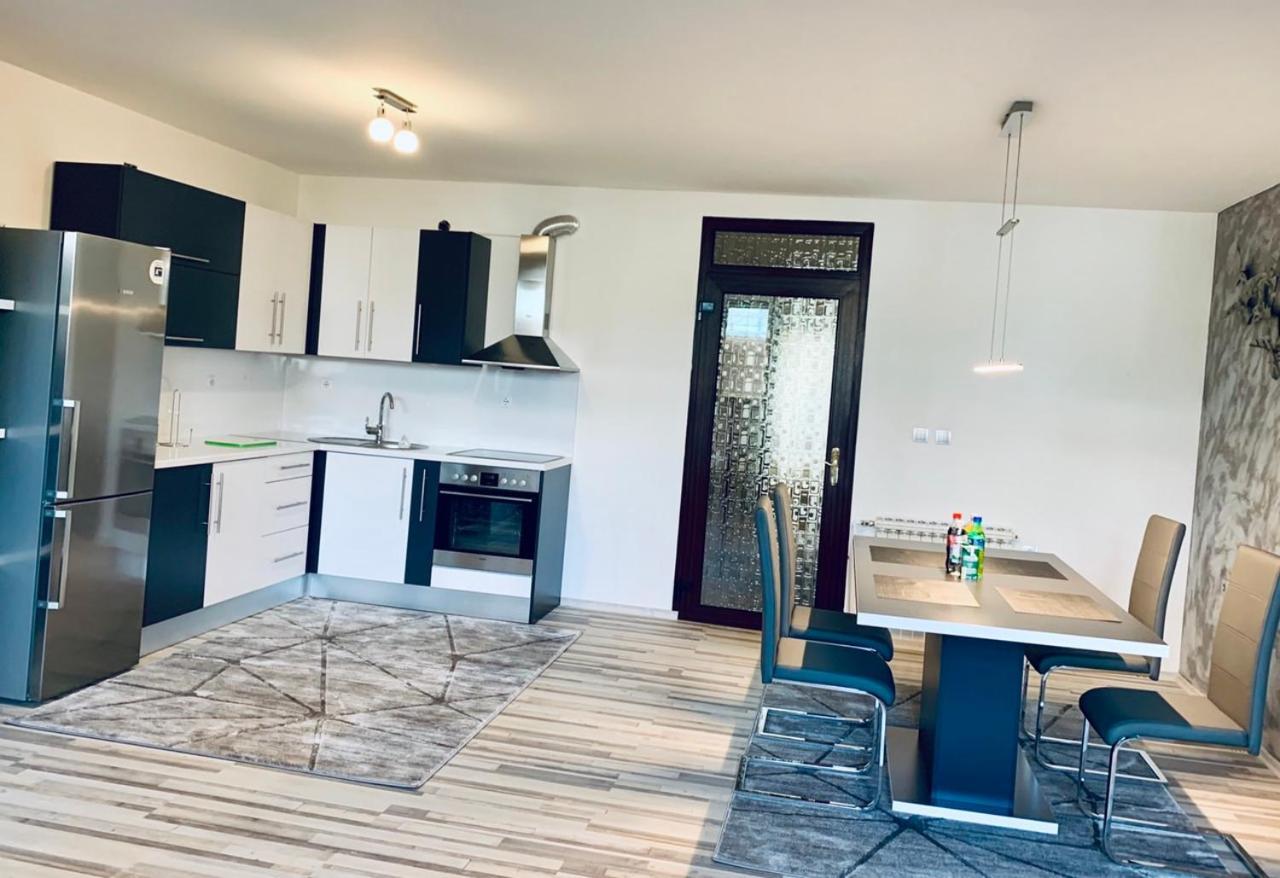 דירות Noor Apartman Bihać מראה חיצוני תמונה
